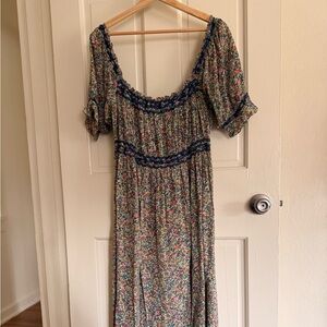 Doen Blue Floral Pattern Eclipse Nightgown
